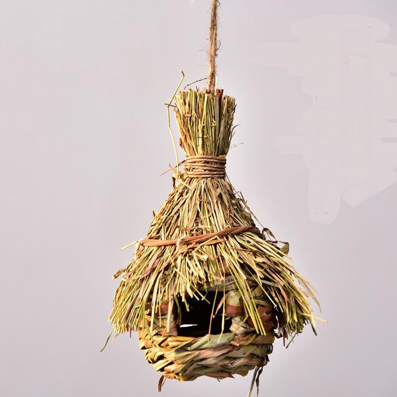 Handcrafted Natural Straw Bird's Nest Collection