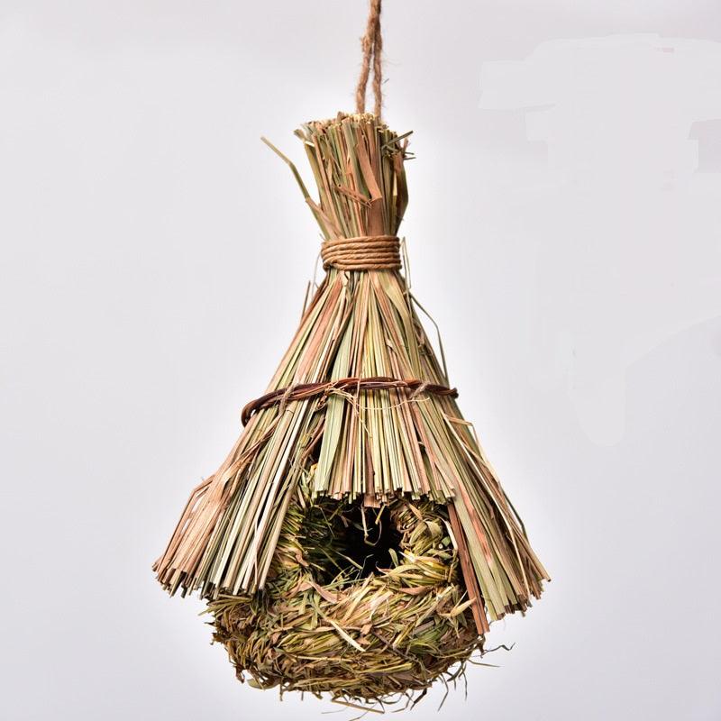 Handcrafted Natural Straw Bird's Nest Collection