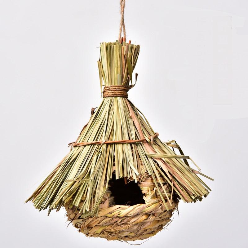Handcrafted Natural Straw Bird's Nest Collection