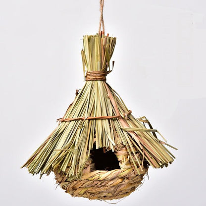 Handcrafted Natural Straw Bird's Nest Collection